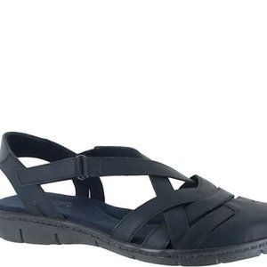 Easy Street Garrett Women's Sandals